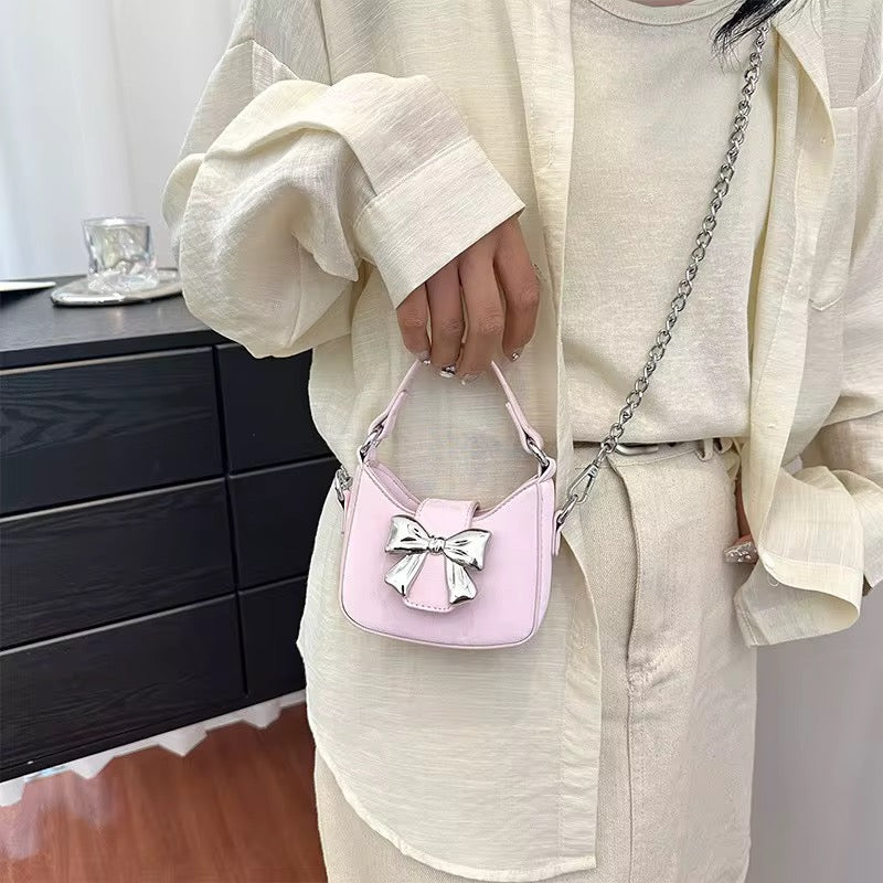 Leather Metal Bow handbag 💞