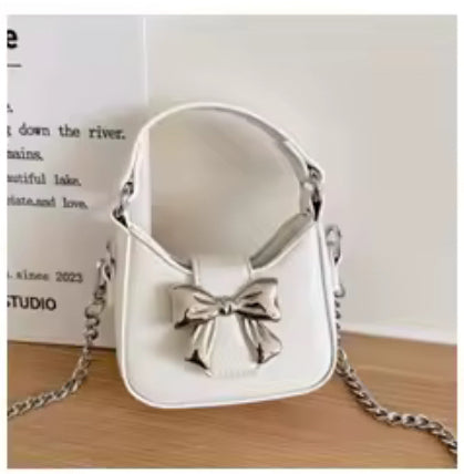Leather Metal Bow handbag 💞